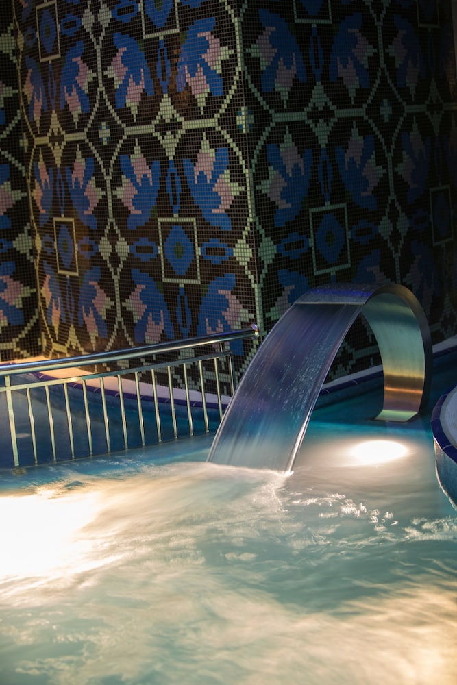 renaissance izmir hotel