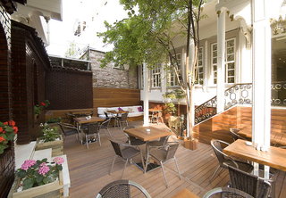 avicenna hotel special class