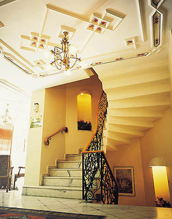 avicenna hotel special class