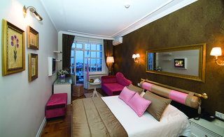 avicenna hotel special class