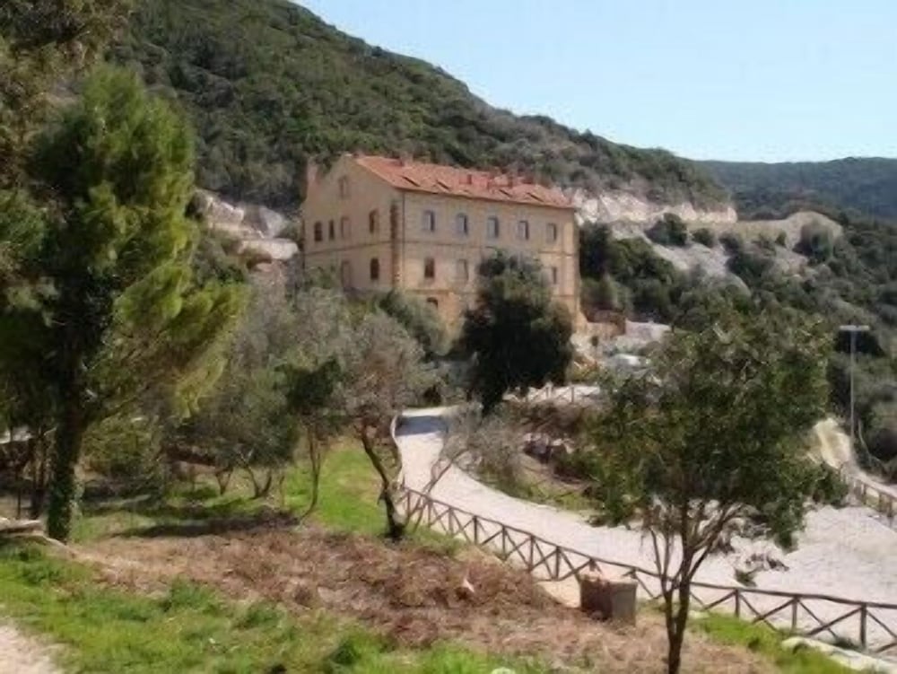 students hostel gowett