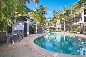 Blue Waters Apartments,Labrador>>Gold Coast,4 star