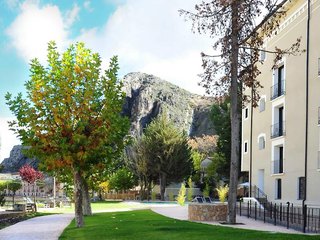 Hotel Balneario Alhama De Aragon,Comunidad De Calatayud>>Alhama De Aragon,4 star