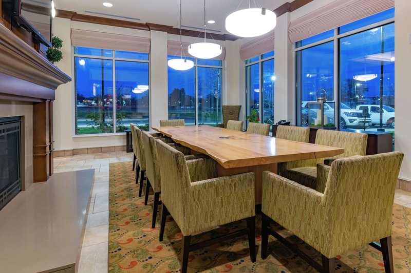 hilton garden inn devens common