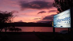 edgewater motel te anau