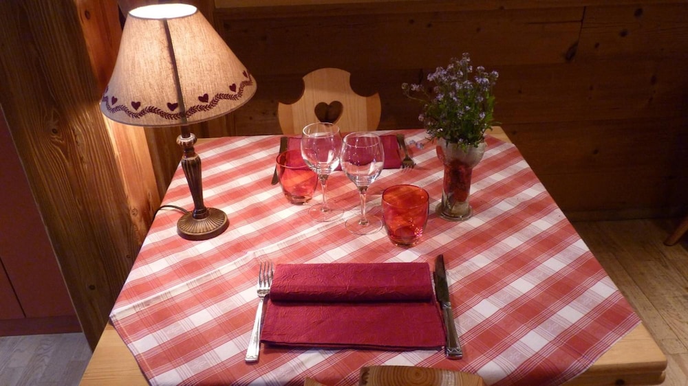 hotel les perce neige