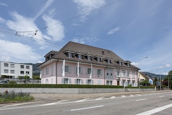 Baren Self Check-In Hotel,Solothurn>>Bern,3 star