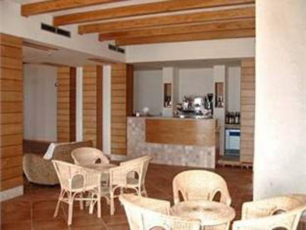 hotel villa gustui maris