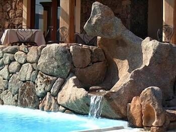 hotel villa gustui maris