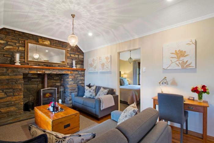 stonewell cottages and vineyards