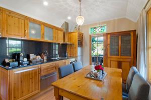 stonewell cottages and vineyards