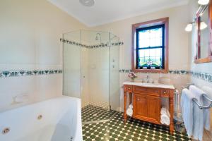 stonewell cottages and vineyards