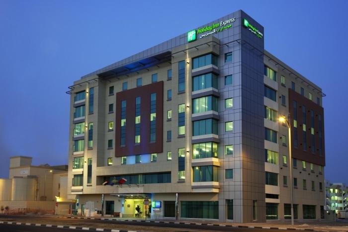 holiday inn express dubai jumeirah by ihg