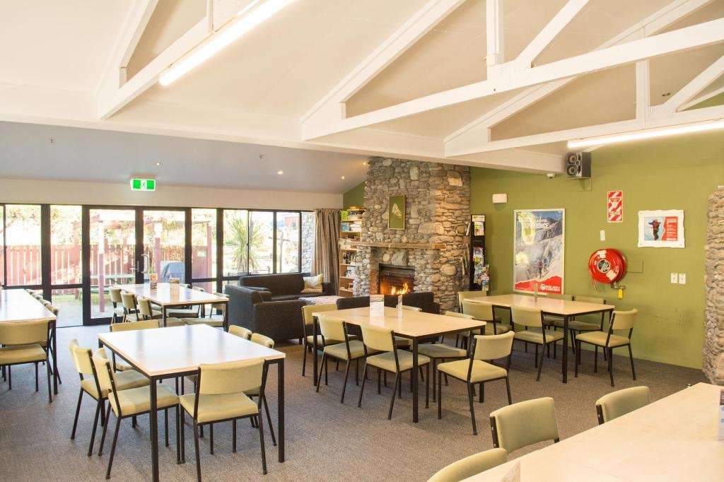 Yha Franz Josef (Adults Only),Franz Josef>>Fox Glacier,5 star