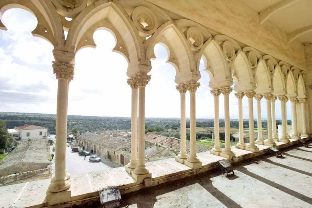 vittorio veneto hotel