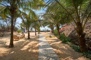 mandrem beach resort