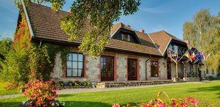 Karlamuiza Country Hotel,Bille>>Amata Municipality,3.5 star
