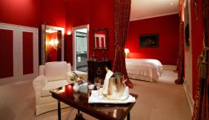 Schlosshotel Hugenpoet,Essen>>Dusseldorf,5 star