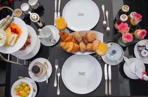 Schlosshotel Hugenpoet,Essen>>Dusseldorf,5 star