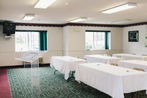 fairbridge inn and suites dupont