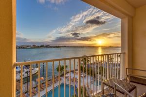 courtyard st petersburg clearwater madeira beach