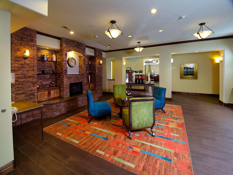 hampton inn and suites gallup