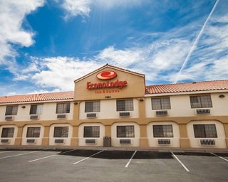 Econo Lodge Inn & Suites,El Paso County>>El Paso,2 star
