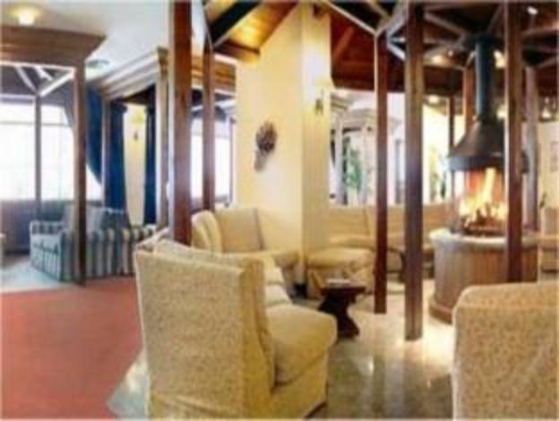 hotel alaska cortina