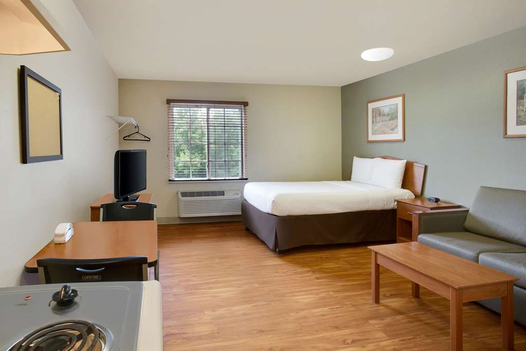 woodspring suites louisville southeast