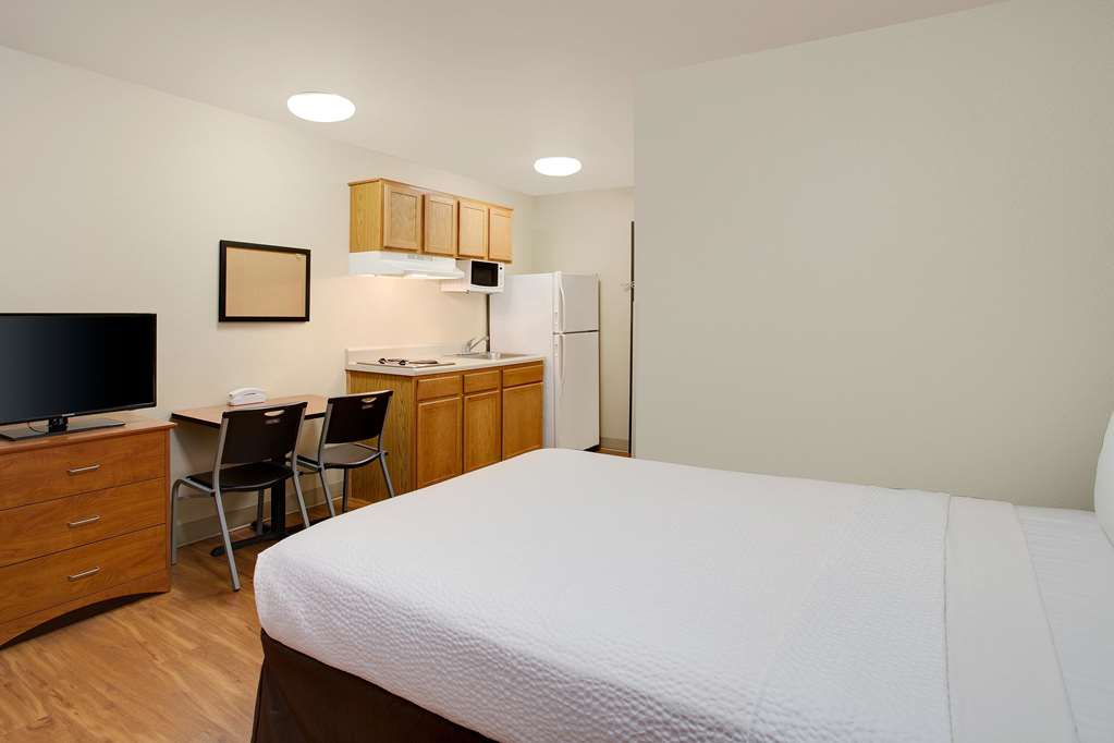 woodspring suites louisville southeast