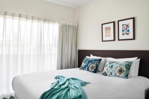 Punthill Essendon,Essendon>>Docklands,5 star