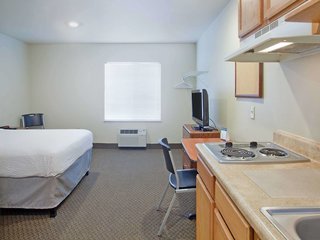 Extended Stay America Select Suites - Austin - Northwest,Near Austin Aquarium,3 star