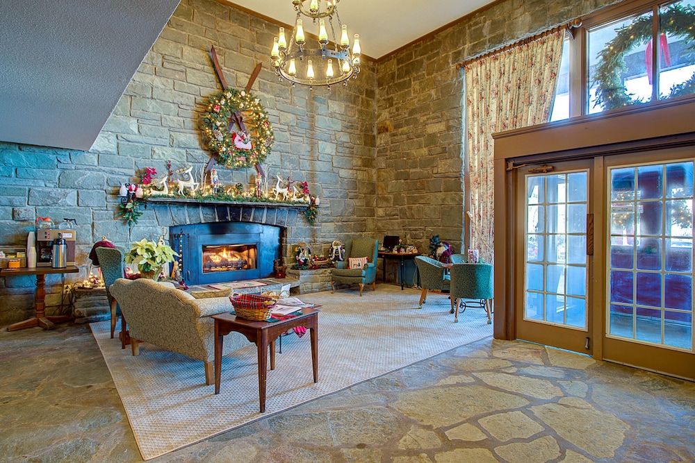 4 seasons at beech mountain