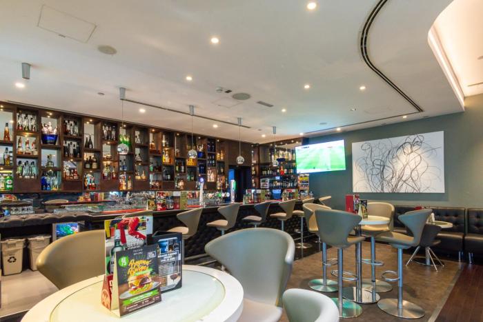 premier inn abu dhabi airport business park