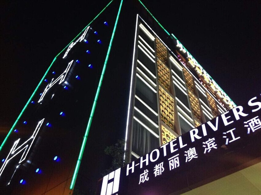 h hotel riverside