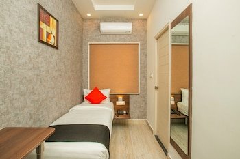 Hotel Dbrooks,Sarjapur>>Bengaluru,3 star