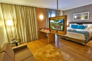 Quality Hotel & Suites Brasilia,Near Jardim Zoologico De Brasilia,4 star