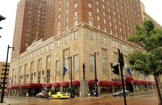 hilton milwaukee city center