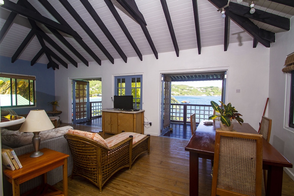 bequia beachfront villa hotel