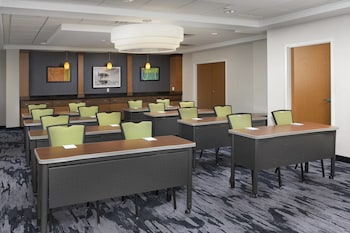fairfield inn and suites by marriott miami airport south