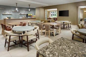 residence inn by marriott chicago downtown river north