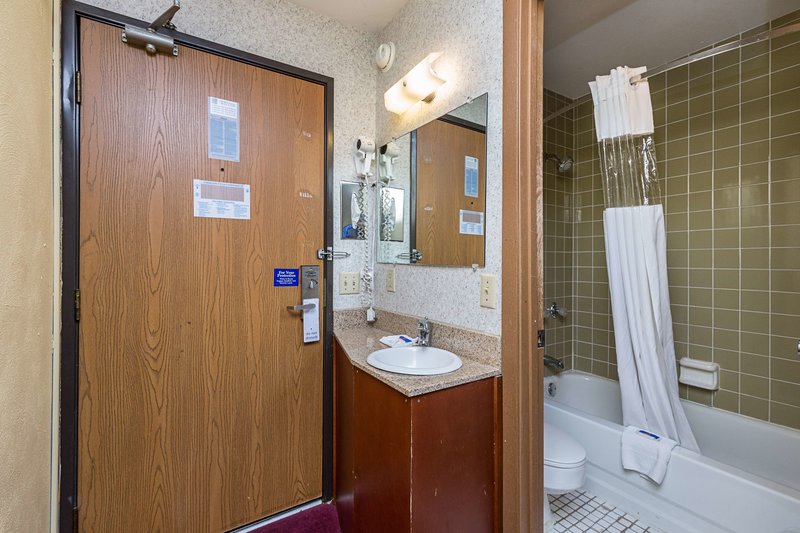 moline bell hotel