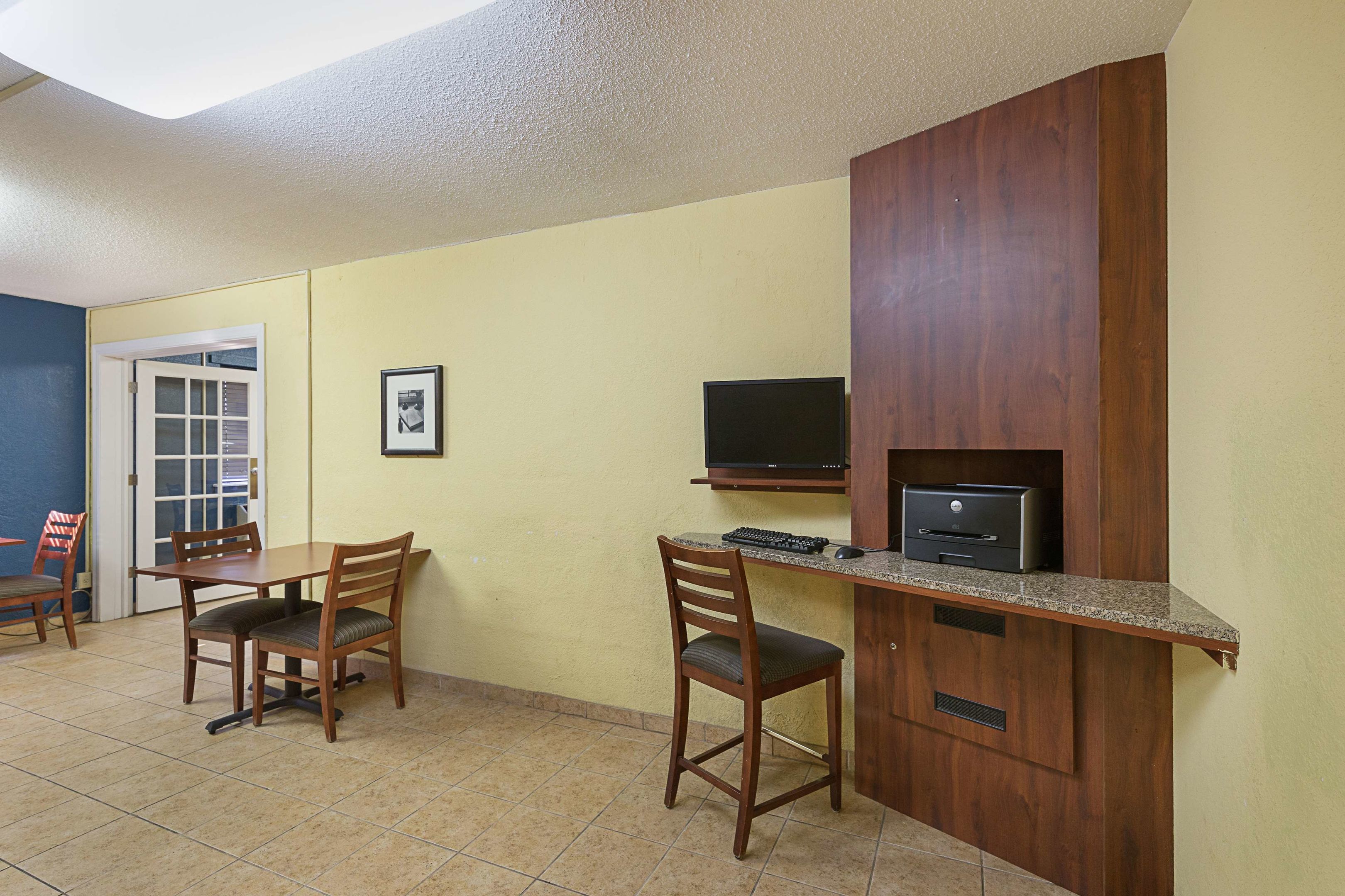 moline bell hotel