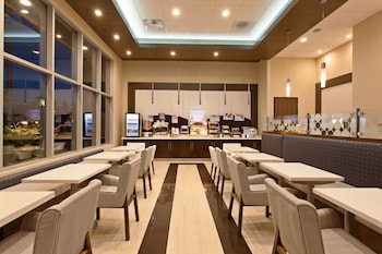 holiday inn express north hollywood