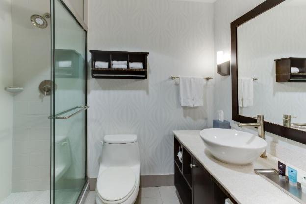 crowne plaza hotel fort lauderdale airport cruiseport by ihg