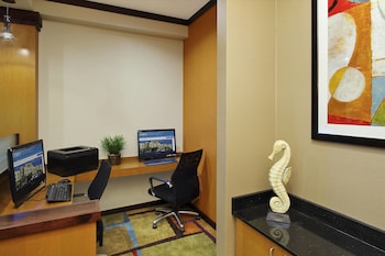 Fairfield Inn & Suites Fort Lauderdale Airport-Cruise Port,Dania Beach>>Broward County,3 star