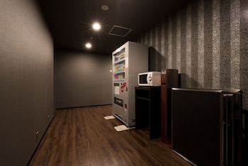 hotel mystays shin osaka conference center