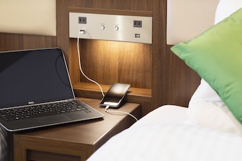 hotel mystays shin osaka conference center