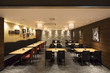 hotel mystays shin osaka conference center