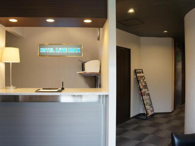 hotel livemax shin osaka